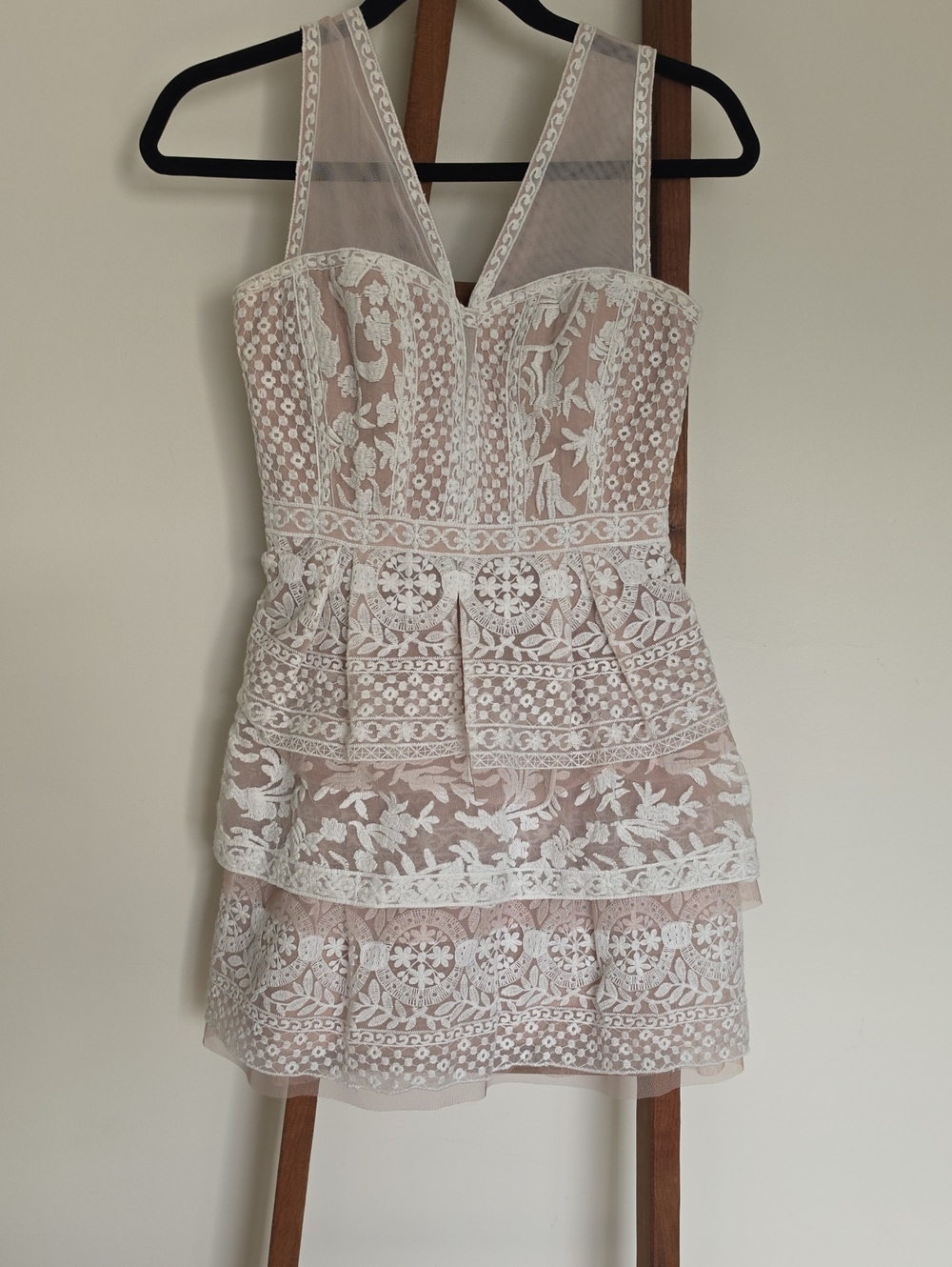BCBGMaxAzria White Lace Tiered Mini Dress